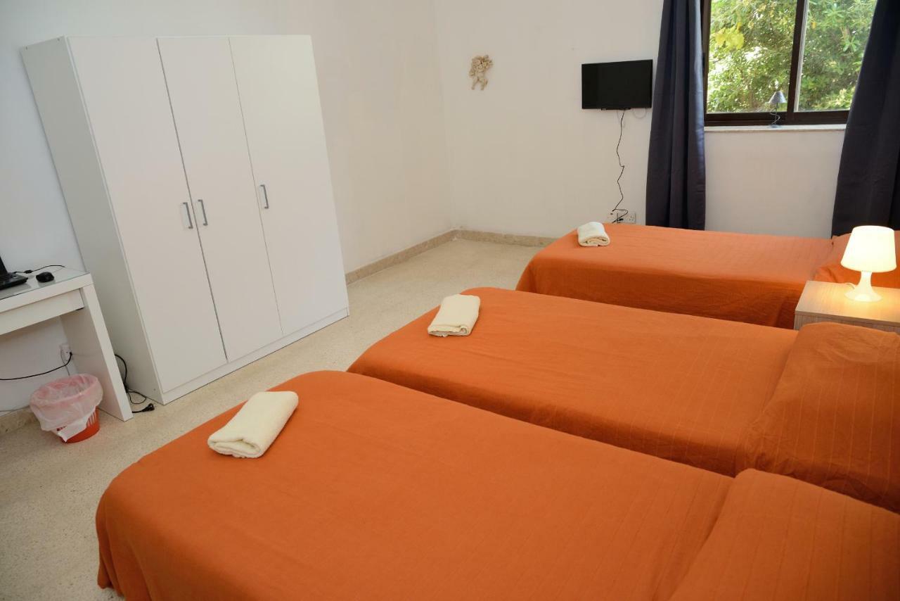 Whitestar Guesthouse Salina Exterior foto